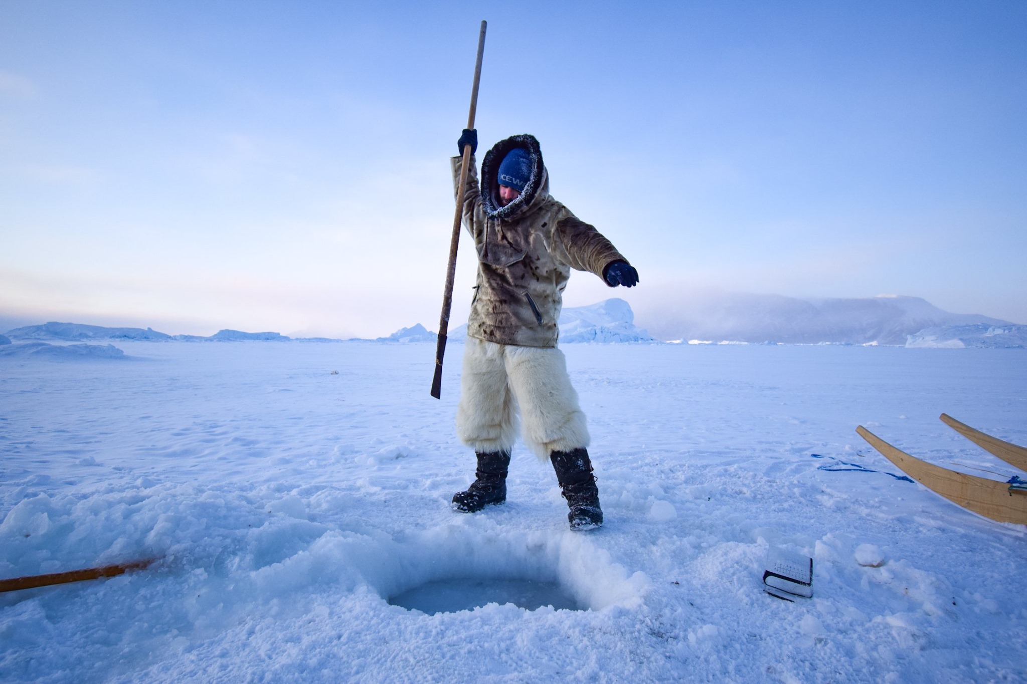 uploads/anh-dienden-dulich/greenland/catching-fish-in-the-arctic-way.jpg